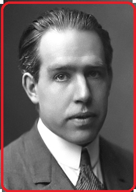 File:Niels Bohr rand.jpg