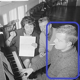 File:Cc-Teddy en Henk Scholten gaan naar Duitse TV Teddy en Henk Scholten en hun pianis, Bestanddeelnr 913-2781.jpg